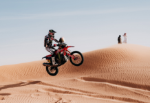 Drama en el Dakar 2026: Sanders sancionado y Brabec se lleva la etapa